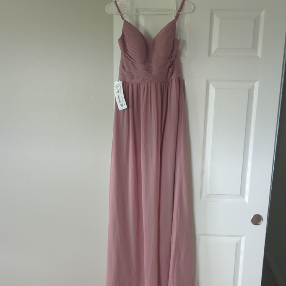 Elegant Pink Spaghetti Strap Dress